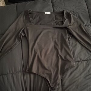 Women's Black Square-Neck Long-Sleeve Bodysuit